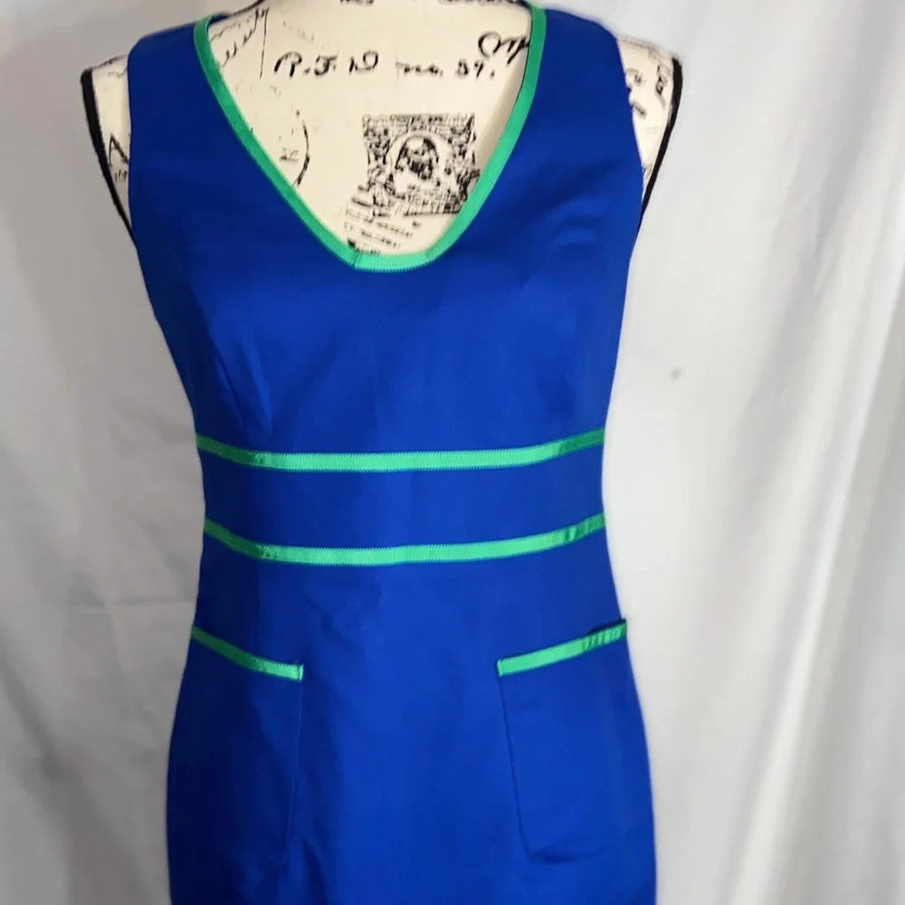 💙✨ Anne Klein Blue Sheath Dress w/ Green Trim – Size 2 💼💚 - Picture 11 of 12